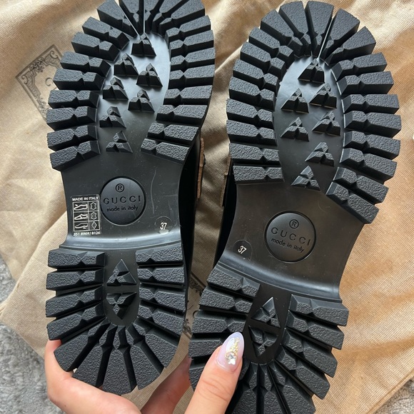 WOMEN'S LEATHER LUG SOLE LOAFER - BLACK - Picture 5 of 5